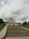 SX18300 Steps leading up to Basilique du Sacre Coeur de Montmartre.jpg